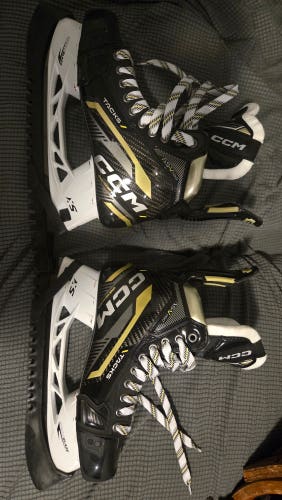 Black/Yellow CCM AS-V Pro Hockey Skates Regular Width 8.5 (New)