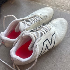 White Men's Size M 7.5 (W 8.5) Adult New Balance Burn X4 Low Top Molded Cleats (Used)