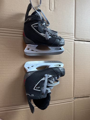 CCM U+01 Hockey Skates 12 (Used)