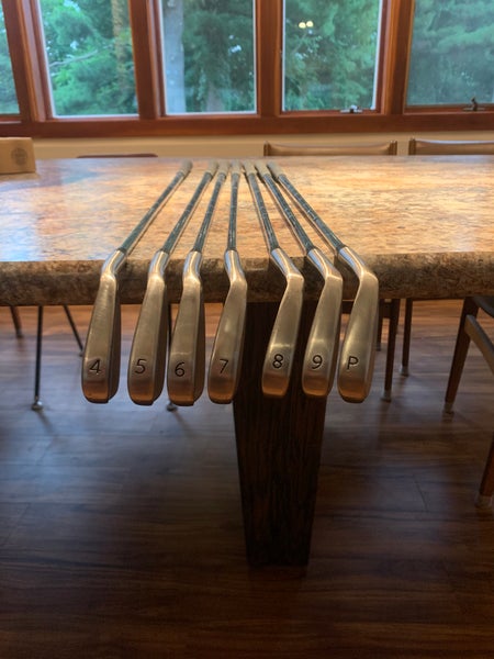 Men's Right Handed Roxor Blade Style Iron Set (Used)