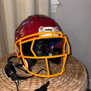 Red Youth Extra Large Schutt F7 LX1 Helmet (Used)