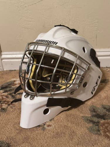 Warrior Ritual F1 Goalie Mask Junior size Small (Used)