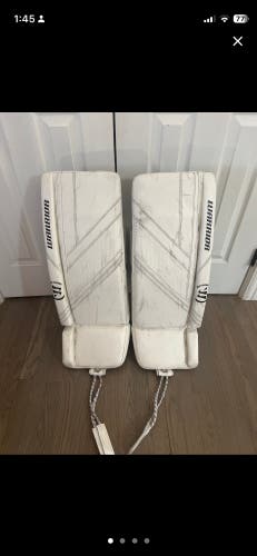 30" 2022 Warrior Ritual G6 E+ Goalie Leg Pads (Used)