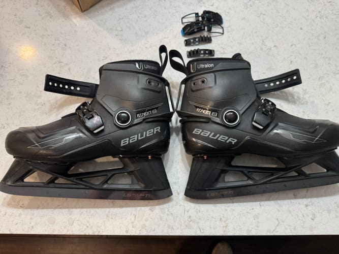 Bauer Konekt 2 Hockey Goalie Skates Size 6-6.5 (Used)