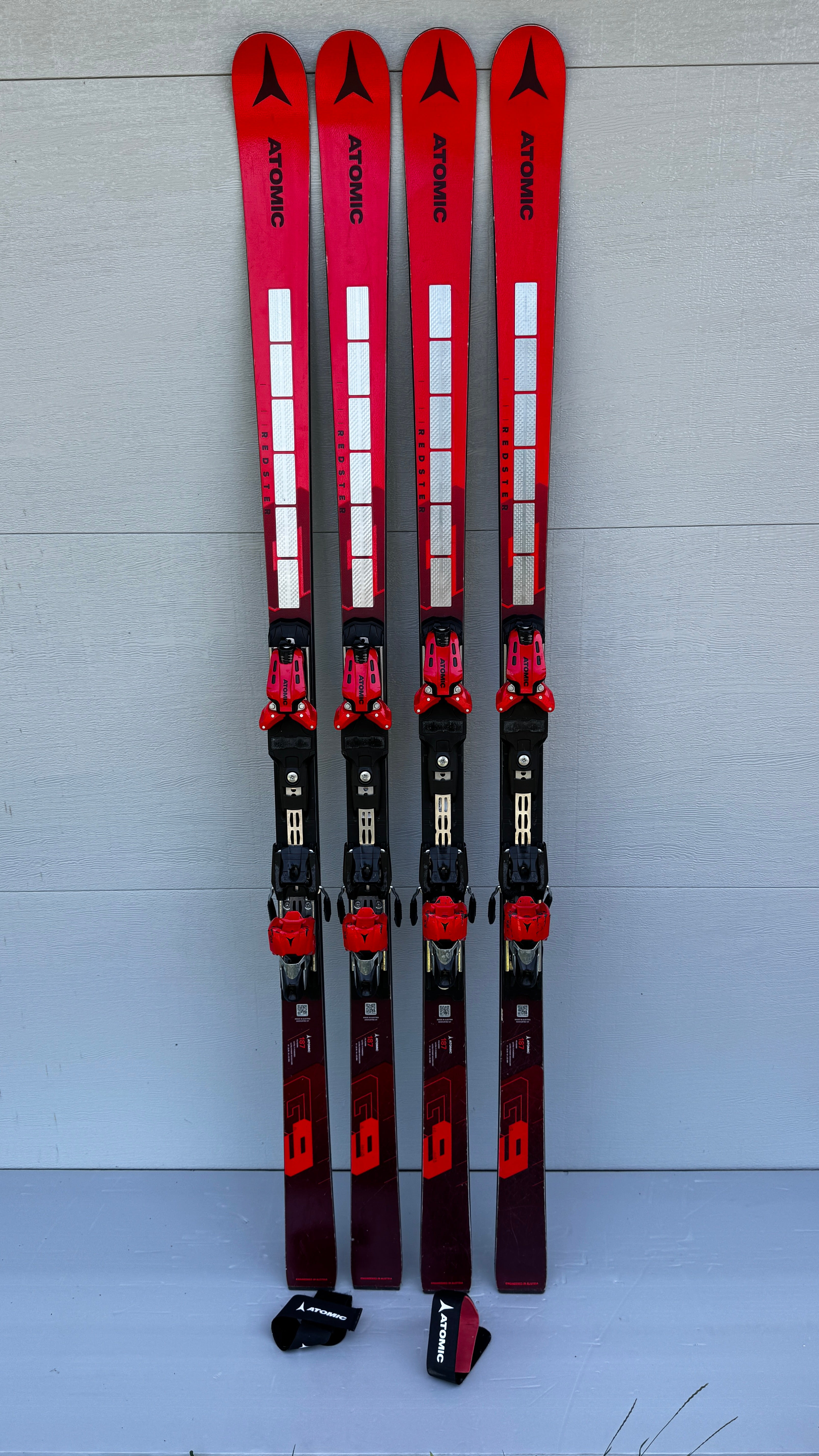 ジュニア用スキー板アトミックREDSTAR J2 130cm ATOMIC REDSTAR J2 130cm ATOMIC Redster J2 スキー板 子供用 130cm