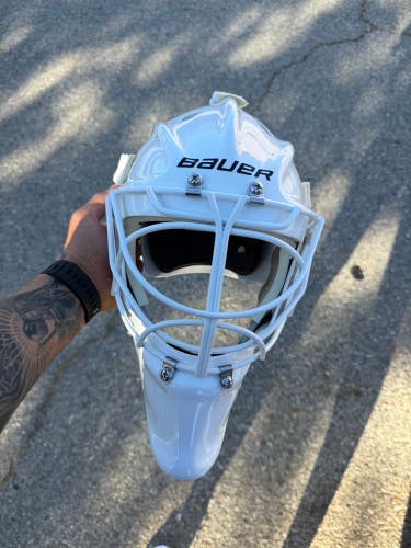 Senior Medium 2025 Bauer 960 Goalie Mask Pro Stock (New)