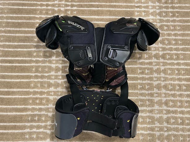 Medium Adult PRO RZ7 Shoulder Pads & Rib Protector