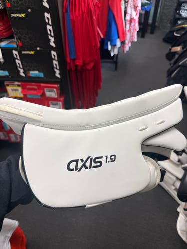 CCM Axis 1.9 Full Right (New)