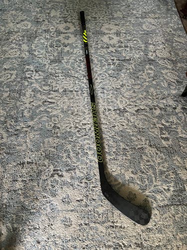Senior Sher-Wood Rekker Legend Pro Right Handed Hockey Stick P92 85 Flex DeBrincat Pro Stock (Used)