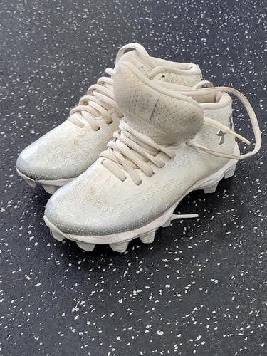 Used Under Armour LAX Cleats Boys White Youth 13.0 11849-S000041811