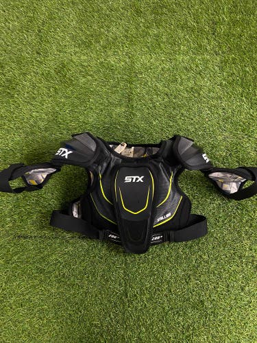 Used Youth Medium STX Stallion 200+ Shoulder Pads