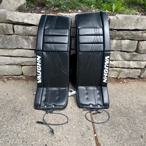 33"+2" 2023 Vaughn Velocity Pro Goalie Leg Pads - Black - SR (Used)
