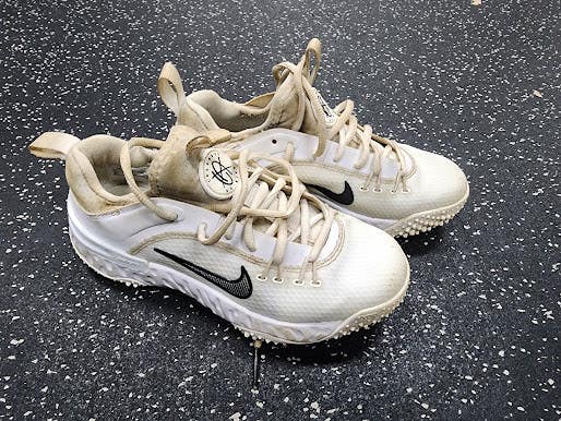 Used Nike HURRUACHE LAX Cleats Boys White Junior 03 11849-S000041737
