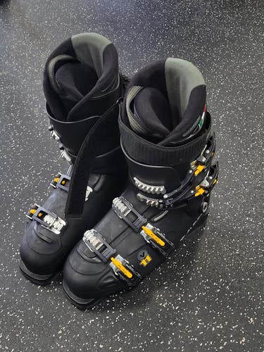 Used Dalbello AVANTI V11 Mens DH Ski Boot Black 275 MP - M09.5 - W10.5 11849-S000041434