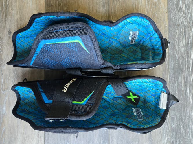 Junior Bauer X 12" Shin Pads (Used)