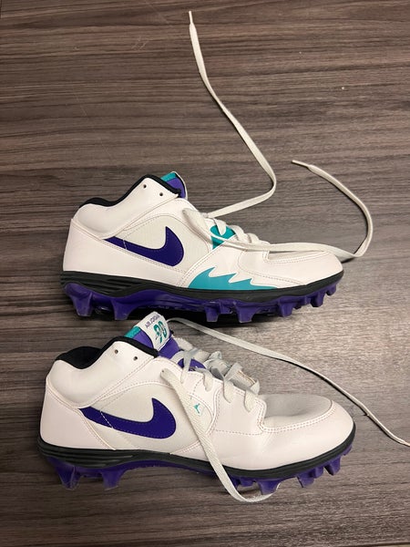 Men's Size M 11.5 Jordan Stadium Cleats
