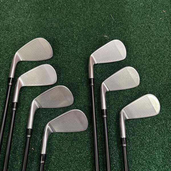 Miura PI 401 5 - PW & GW (7 Clubs) Fujikura Axiom 75 Regular Flex