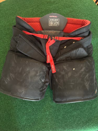 Black Bauer Vapor 2X Pro Hockey Goalie Pants (Used) | Senior Large