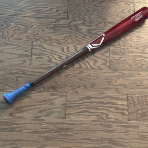 33”/30.5 oz LV Lumber BM26XL Pro Maple Wood Bats
