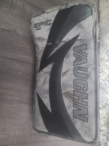 Vaughn Epic 8600 Full Right (Used)