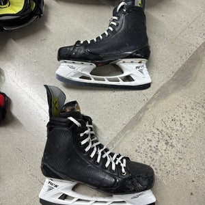 AHL Bauer Vapor Hyperlite 2 Hockey Skates Pro Stock 10 (Used)