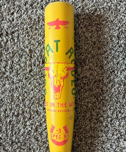 2025 Combat MFG Spec A1 Alloy BBCOR Certified Bat (-3) 28 oz 31" (Used)