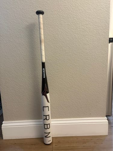 2026 Mizuno F24 CRBN1 Composite Bat (-10) 23 oz 33" (Used)