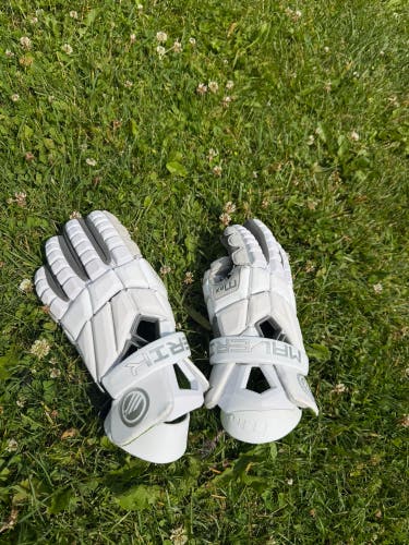 Maverik Max Lacrosse Gloves (New)