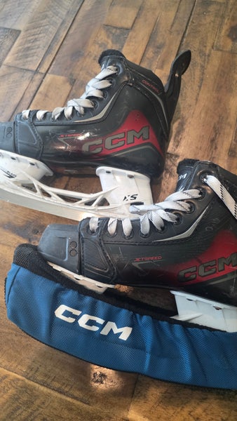 2025 CCM JetSpeed Control (SMU) Skates Size 3.5 (Used)