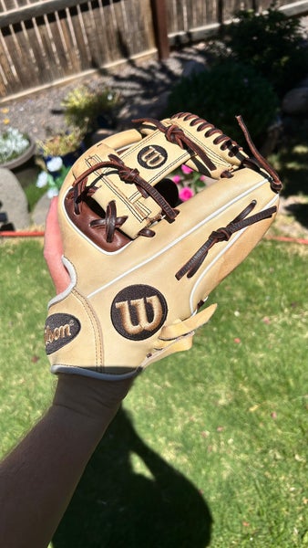 Wilson A2000 1786 RH Infield Baseball Glove 11.5" (Used)