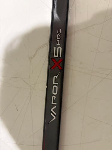 Intermediate Bauer Vapor X5 Pro Right Handed Hockey Stick P92 50 Flex (Used)