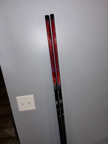 Senior Bauer Vapor Flylite Right Handed Hockey Stick P28M 82 Flex (New)