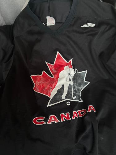 Team Canada Black Size 56 Men's Bauer Jersey (Used)
