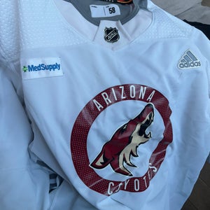 Coyotes white MIC practice jersey size 58