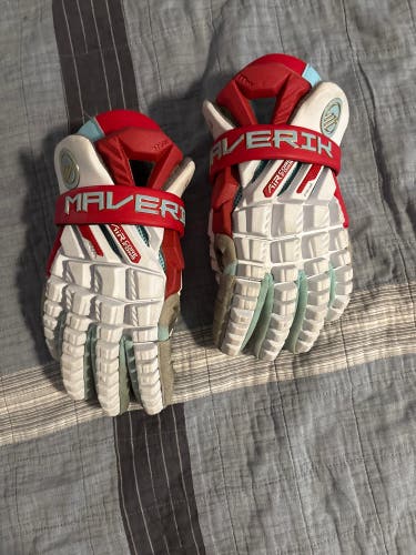 Maverik Max Lacrosse Gloves (Used)
