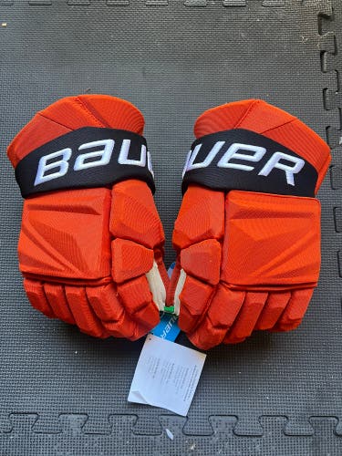 Trevor Zegras NHL Pro Stock Anaheim Ducks Bauer Vapor Hyperlite Gloves 14"