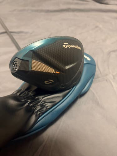 TaylorMade TaylorMade Qi4D Max Lite Driver Right Handed Driver (New)