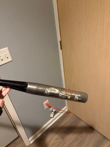 Worth PST Bat (-6) 28 oz 34" (Used)