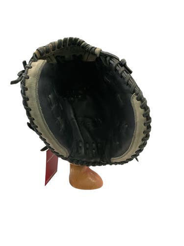 Used Easton SYNERGY BB/SB Catchers RH Throw Black 30" 11859-S000032070