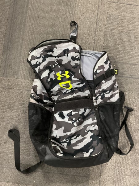 Used Under Armour BAT BACKPACK BB/SB Player Backpack Camouflage 11614-S000239927