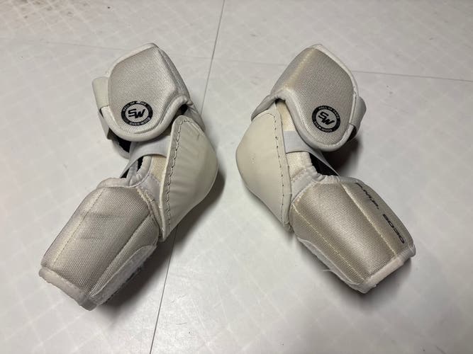 Sherwood 5030 Hard Cap Senior Hockey Elbow Pads
