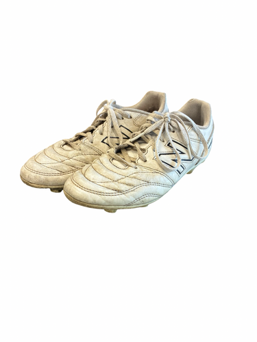 Used New Balance Soccer Cleats White Junior 04 11682-S000135526