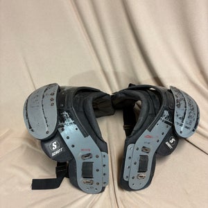 Medium Adult Schutt Tornado Shoulder Pads (Used)