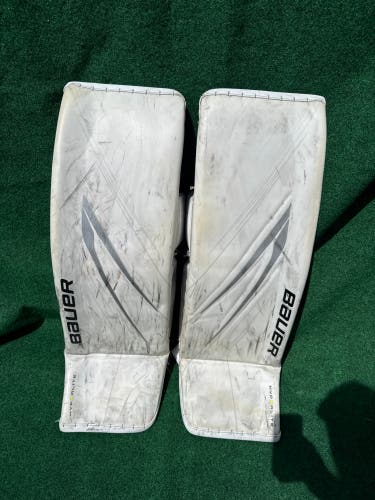 White Bauer Vapor Hyperlite 2 Goalie Leg Pads (Used) | Senior XL (36+)