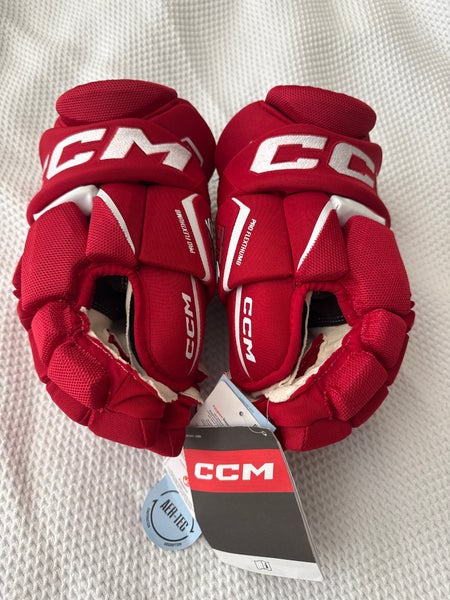 New!! CCM JetSpeed FT6 Gloves 14" Senior Red