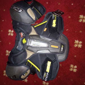 Large Junior CCM Tacks AS-V Shoulder Pads (New)