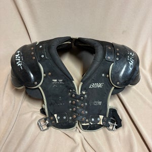 Bike Medium Adult Shoulder Pads (Used)