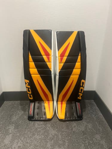 36" CCM EFlex 7 Goalie Leg Pads Pro Stock (New)