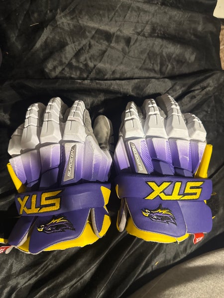 STX Surgeon RZR Lacrosse Gloves (Used)