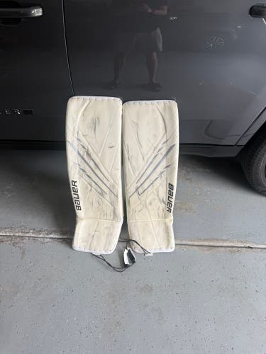 36" 2021 Bauer Hyperlite Goalie Leg Pads (Used)